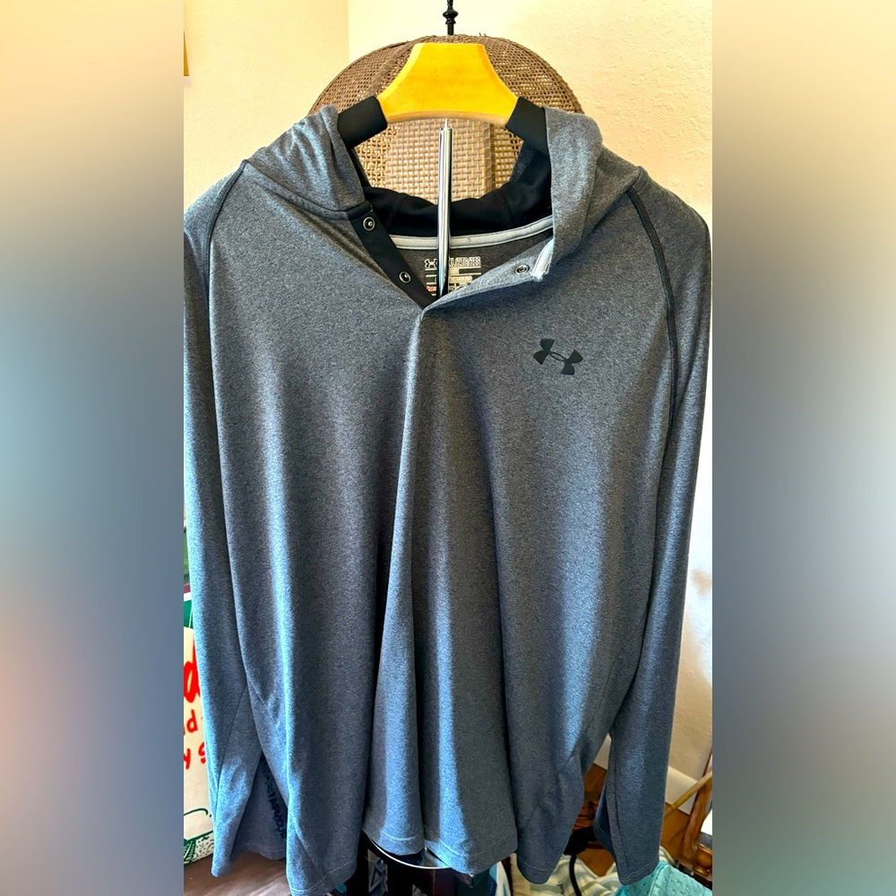 UNDER ARMOUR Mens 2XL Charcoal Gray Heat Gear loose fit Hoodie Athletic